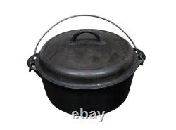 1930s Griswold # 8 Cast Iron Dutch Oven With Lid Bail Handle Self Basting Tite Top