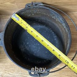 2 Rare Lodge Scalloped Cast Iron Dutch Ovens Combo 1940s With 1 Lid Read Sit Flat