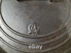 #7 Cast Iron Cousances Bottom Gated Dutch Oven with Lid