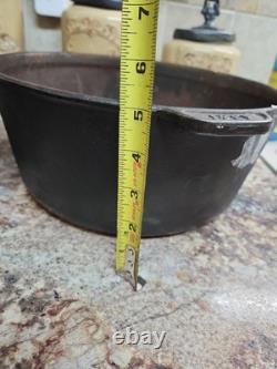 AB&I Vintage Cast Iron Dutch Oven with Lid American Cookware