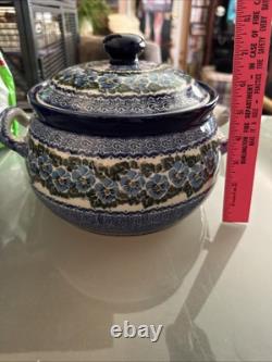 Amazing Polish Pottery Dutch Oven Casserole & Lid Unikat Blue Pansies Signature