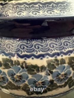 Amazing Polish Pottery Dutch Oven Casserole & Lid Unikat Blue Pansies Signature