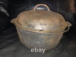 Antique Cast Iron Cookware Chicago Hardware Foundry Dutch Oven/Lid 8 Qt