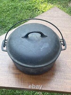 Antique Cast Iron Cookware Chicago Hardware Foundry Hammered Dutch Oven/Lid 8 Qt