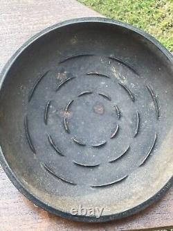 Antique Cast Iron Cookware Chicago Hardware Foundry Hammered Dutch Oven/Lid 8 Qt