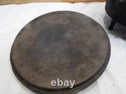 Antique Cast Iron Flat Top Deep Dish Lid No. 8 Dutch Oven 8-1/4 3-Legged