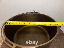 Antique Clean Wagner Ware Sidney O Dutch Oven 1268 D with Pyrex Glass Lid C-8