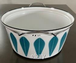 CATHRINEHOLM Norway LOTUS Huge 10 Quart Enamelware DUTCH OVEN Turquoise on White