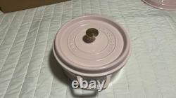 Cast Iron 4 qt, Round, Dutch Oven, Pink Peony