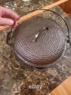 Chicago Hardware Foundry/ CHF Hammered #88 / 5 QT Cast Iron Dutch Oven
