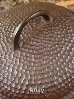 Chicago Hardware Foundry/ CHF Hammered #88 / 5 QT Cast Iron Dutch Oven
