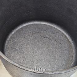 Delmonico's Heritage 1837 Cast Iron Dutch Oven With Lid