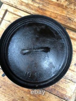Dutch Oven Old Very Unique no name Gate Marks #10 Legs Cut Off
