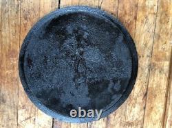 Dutch Oven Old Very Unique no name Gate Marks #10 Legs Cut Off