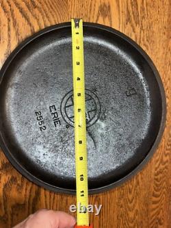 (ERROR) Misspelled GRISWOLD Erie Slant Logo Cast Iron No. 9 Dutch Oven Lid 2552