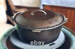 Early Lodge Dutch Oven withhandle and Basting Lid, (STAMPS 10 &1/4, 8, 7, D)