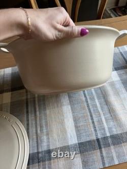 Emile Henry 7.5 Quart Sublime Dutch Oven In Creme with Lid Made In France New