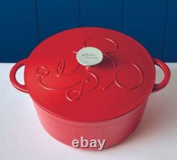 Farberware Bon Voyage 4.5 Qt Pre-Seasoned Cast Iron Dutch Oven with Lid