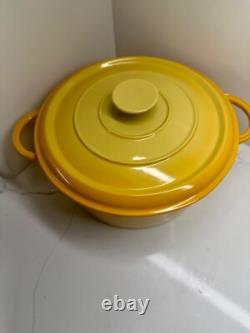 French Cast Iron Enamel Ombre Round Dutch Oven 5.5 Qt