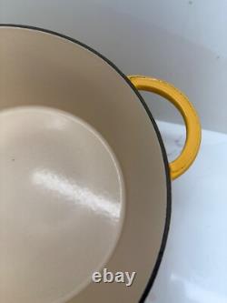 French Cast Iron Enamel Ombre Round Dutch Oven 5.5 Qt