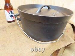 Gate Mark 12 in. Dutch Oven, Primitive, Covered Wagon, SeasonedGD+? DO8.27.24