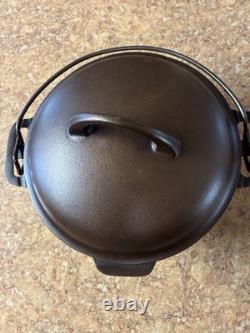 Griswold 2605Cast Iron #6 Tite-Top Dutch Oven Enamel Inside Lid Made Mar. 18-1920