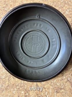 Griswold 2605Cast Iron #6 Tite-Top Dutch Oven Enamel Inside Lid Made Mar. 18-1920