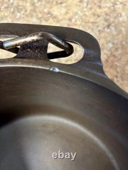Griswold 2605Cast Iron #6 Tite-Top Dutch Oven Enamel Inside Lid Made Mar. 18-1920