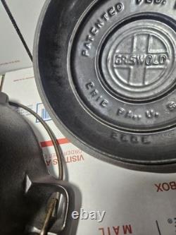 Griswold # 6 Cast Iron Tite-top Dutch Oven & Lid 2605 2606 Antique RARe