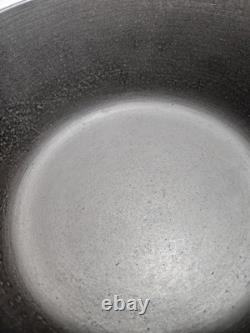 Griswold # 6 Cast Iron Tite-top Dutch Oven & Lid 2605 2606 Antique RARe
