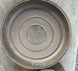 Griswold #8 Cast Iron Erie Dutch Oven 1278C with Self Basting Lid TRIVET 1288B