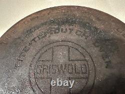 Griswold #9 Cast Iron Tite-Top Dutch Oven Large Logo