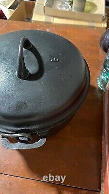 Griswold Iron Mountain Cast Iron #8 Dutch Oven with Lid