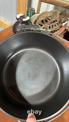 Griswold Iron Mountain Cast Iron #8 Dutch Oven with Lid