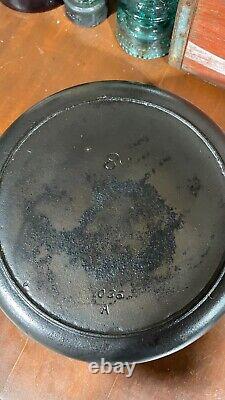 Griswold Iron Mountain Cast Iron #8 Dutch Oven with Lid