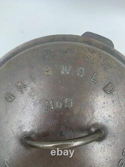 Griswold No 9 Tite Top Baster Cast Iron Dutch Oven with Lid