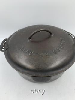 Griswold No 9 Tite Top Baster Cast Iron Dutch Oven with Lid