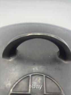 Griswold Vintage # 9 cast Iron dutch oven lid Button Logo