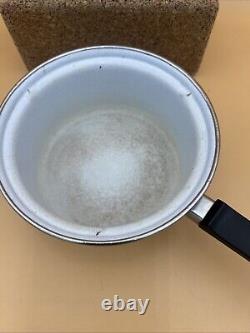 Hendlers Pointerware Enamel Dutch Oven Floral Design MCM Vintage Enamelware Set