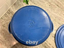 LE CREUSET FRANCE #24 4.5 QT MATT BLUE DUTCH OVEN WithLID CAST IRON ENAMEL CHIP