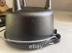 LODGE 1QT 6 Seasoned Cast Iron Camp Dutch Oven Pot 3-Leg Discon HTF #6CO