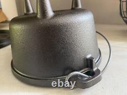 LODGE 1QT 6 Seasoned Cast Iron Camp Dutch Oven Pot 3-Leg Discon HTF #6CO