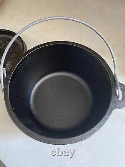 LODGE 1QT 6 Seasoned Cast Iron Camp Dutch Oven Pot 3-Leg Discon HTF #6CO