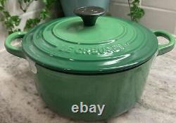 Le Creuset #18 Round Dutch Oven Tradition 2 Qt RARE COLOR Bamboo NIB R108