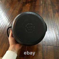 Le Creuset #22 Round Dutch Oven France Enamel Pot 3.5 Lid Navy Matte