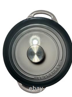 Le Creuset #22 Signature Cast Iron Shallow Round Dutch Oven in Oyster Gray + Lid
