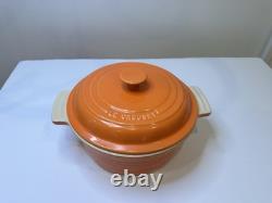 Le Creuset 22cm Dutch Oven 3.5 QT Mandarin Orange Solid Enamel Ivory HandlesRARE