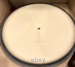 Le Creuset #24 Dutch Oven with Lid Red 3.5 Quart Made in France Enamel Cast Iron