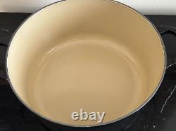 Le Creuset #26 Cast Iron Enameled 5.5 qt Black Dutch Oven without Lid