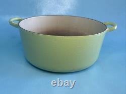 Le Creuset 28 Dutch Oven 7.25 Qt Lime Green Enameled Cast Iron Made in France